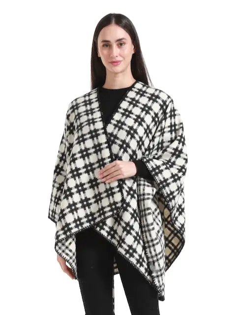 Lady Maura Ruana Cape