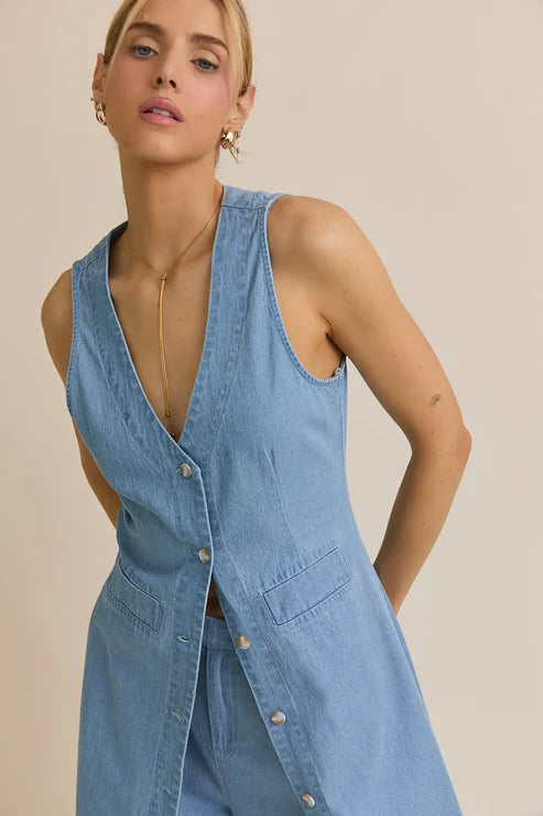 Nova Long Vest
