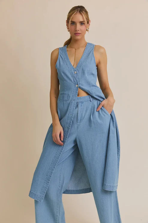 Nova Long Vest